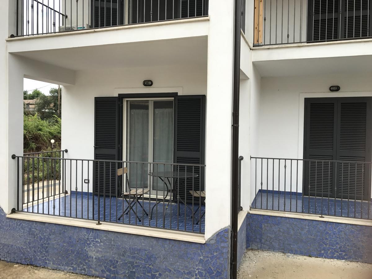 Brigida'S Apartments Ipsos Exterior photo